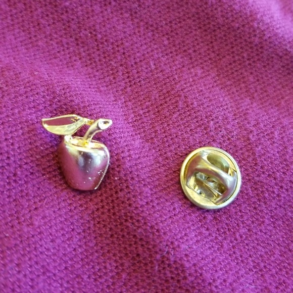 APPLE PIN 🍎🍏 - Picture 3 of 4